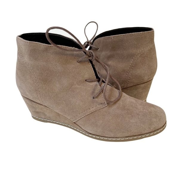 Bjorndal Rachel Wedge Heel Chukka Bootie Shoes Size 8.5 - Picture 1 of 13